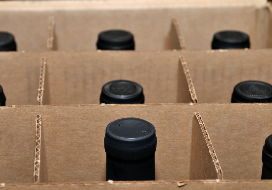 winebox-1024x640 winebox-1024x640